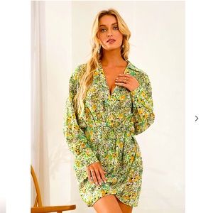 Cupshe long sleeved mini dress size S